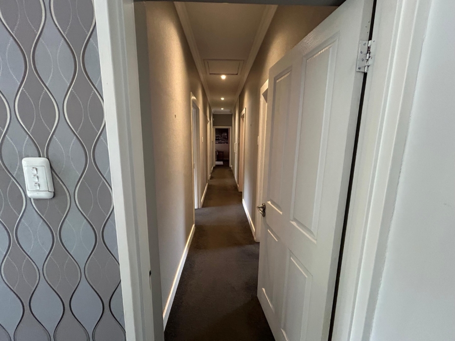 To Let 4 Bedroom Property for Rent in Mill Park Eastern Cape